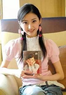 爱豆吃瓜娱乐酱凤凰传奇